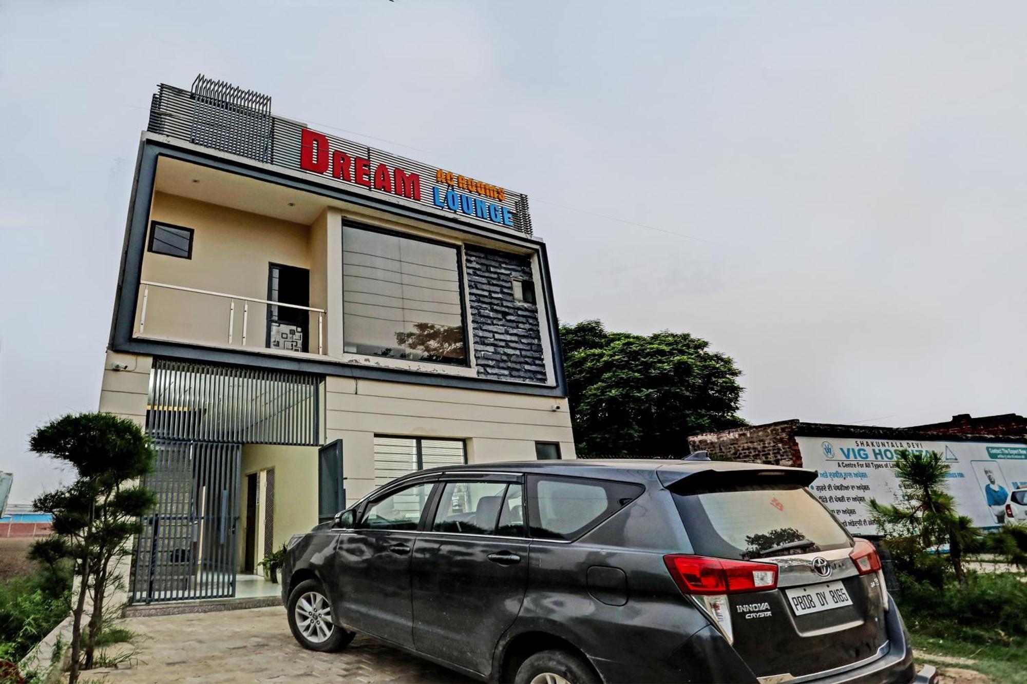 Hotel Dream Lounge Džalandhar Exteriér fotografie